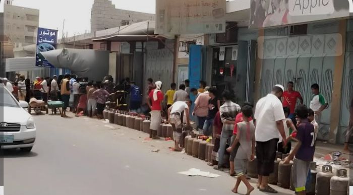 سخط شعبي جراء التلاعب الفاضح بأسعار الغاز المنزلي بعدن