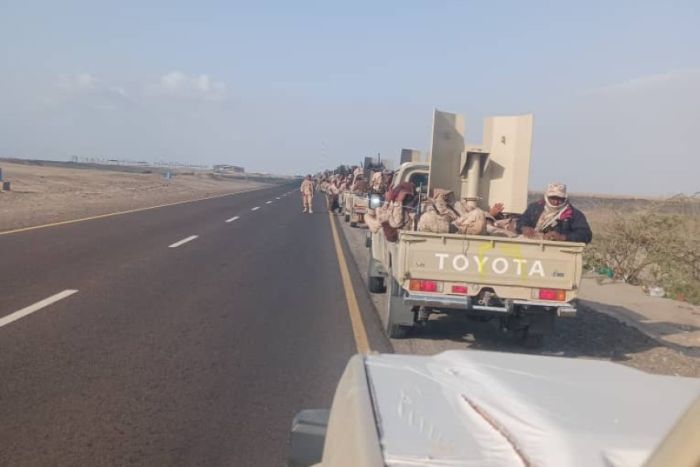 تعزيزات عسكرية تصل عدن لدعم الأمن وترسيخ سلطة الدولة