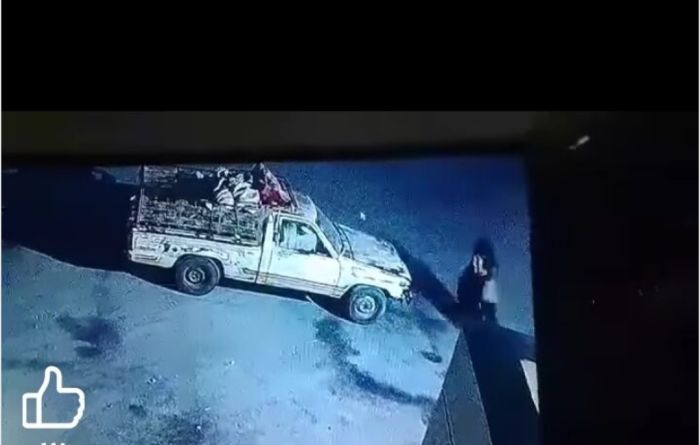  فيديو صادم يوثق اعتداء عصابة خطف أطفال على طفل مختطف في الحديدة