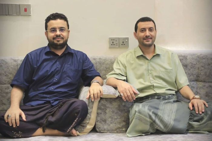 مبتور القدمين.. ظهور خجول لناطق  الحوثي يعزّز تقارير إصابته بالقصف الإسرائيلي