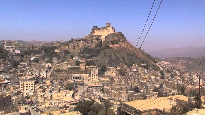 مقتل أربعة وإصابة ثلاثة في هجوم قبلي مسلح بمحافظة حجة