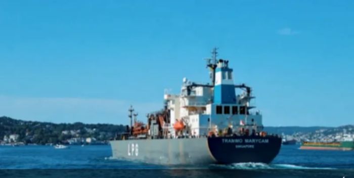  ردًا على التحرك الأمريكي لمهاجمة إيران .. الحوثيون يلوّحون باستئناف الهجمات في البحر الأحمر