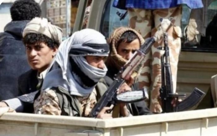 مليشيا الحوثي تختطف طفلين من أسرة واحدة في إب