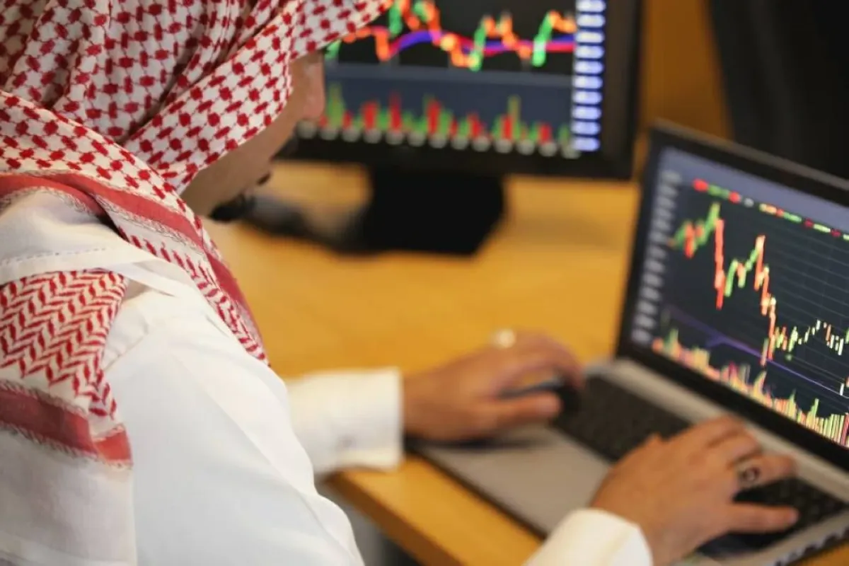 مؤشر "تاسي" يتراجع 2% مع بدء دخول المستثمرين الأجانب المباشر للسوق السعودي