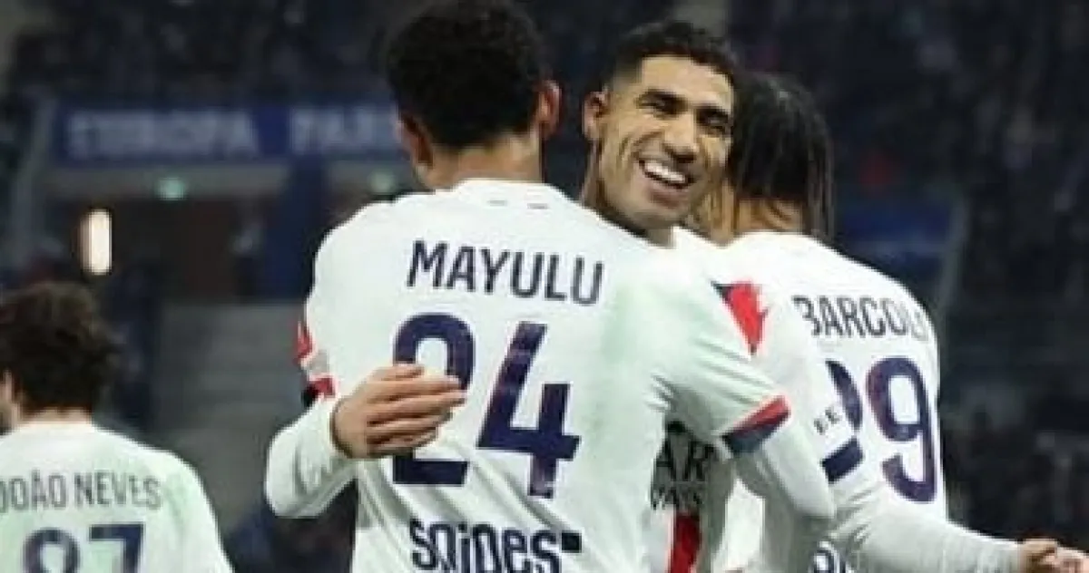 سان جيرمان ينتزع الصدارة بصعوبة وطرد لحكيمي قبل "كلاسيكو" فرنسا