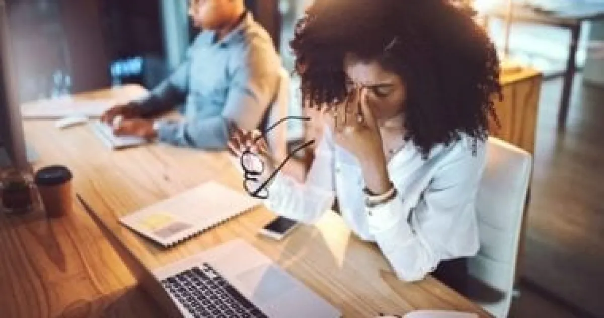 أسباب خفية تسرق طاقتك: عادات يومية تسبب الإرهاق المستمر