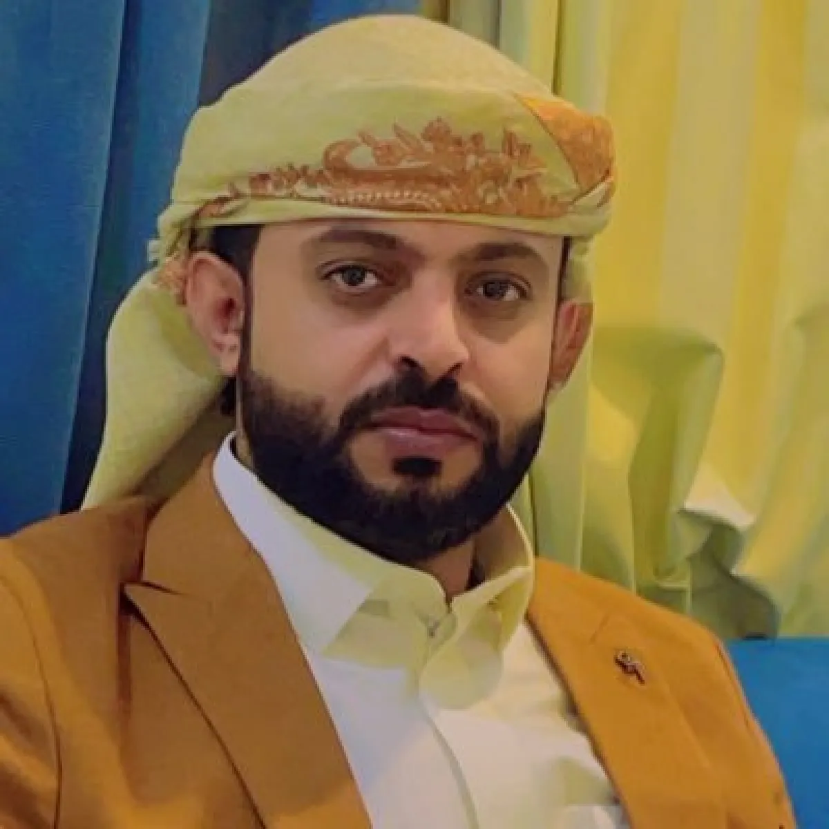 ناشط يمني يحذر: غضب القبائل قد يتحول إلى كفاح مسلح ضد الحوثيين