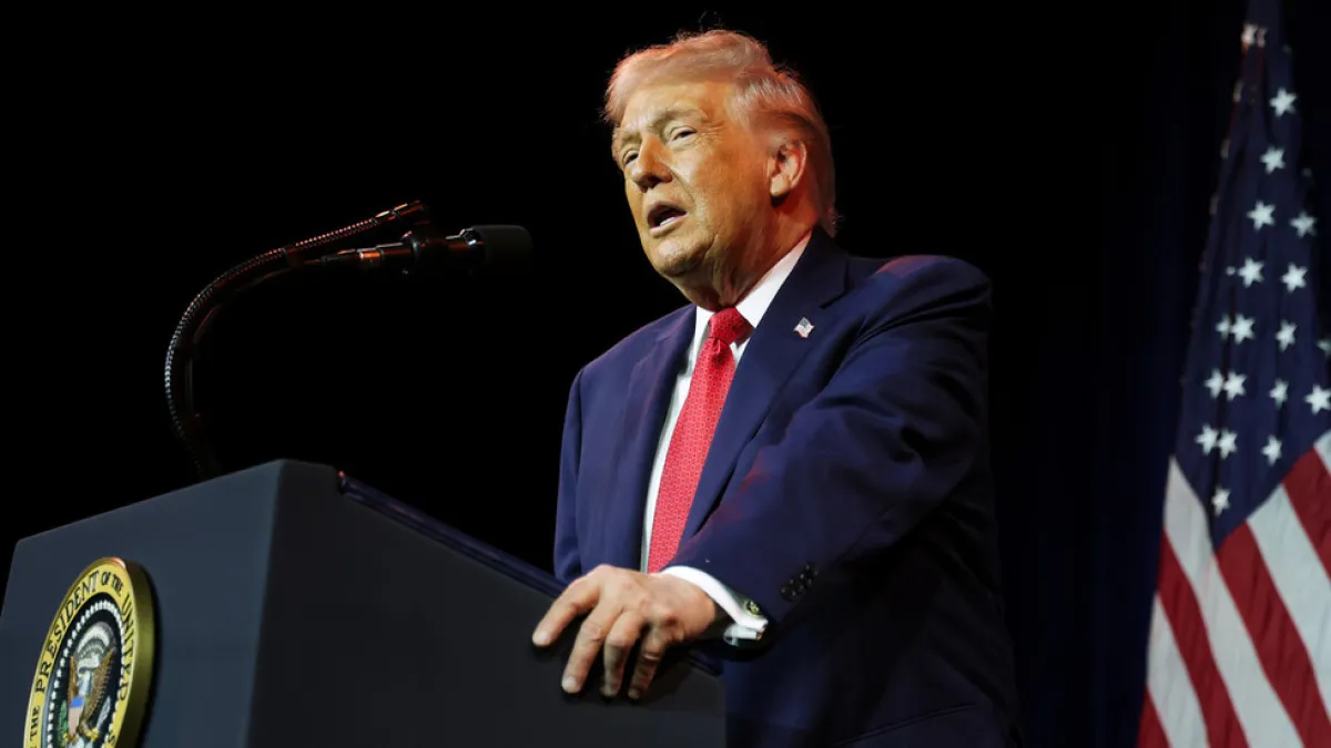 ترامب يدعو الجمهوريين إلى "تأميم" إدارة التصويت في بعض الولايات وسط مزاعم الهجرة غير الشرعية