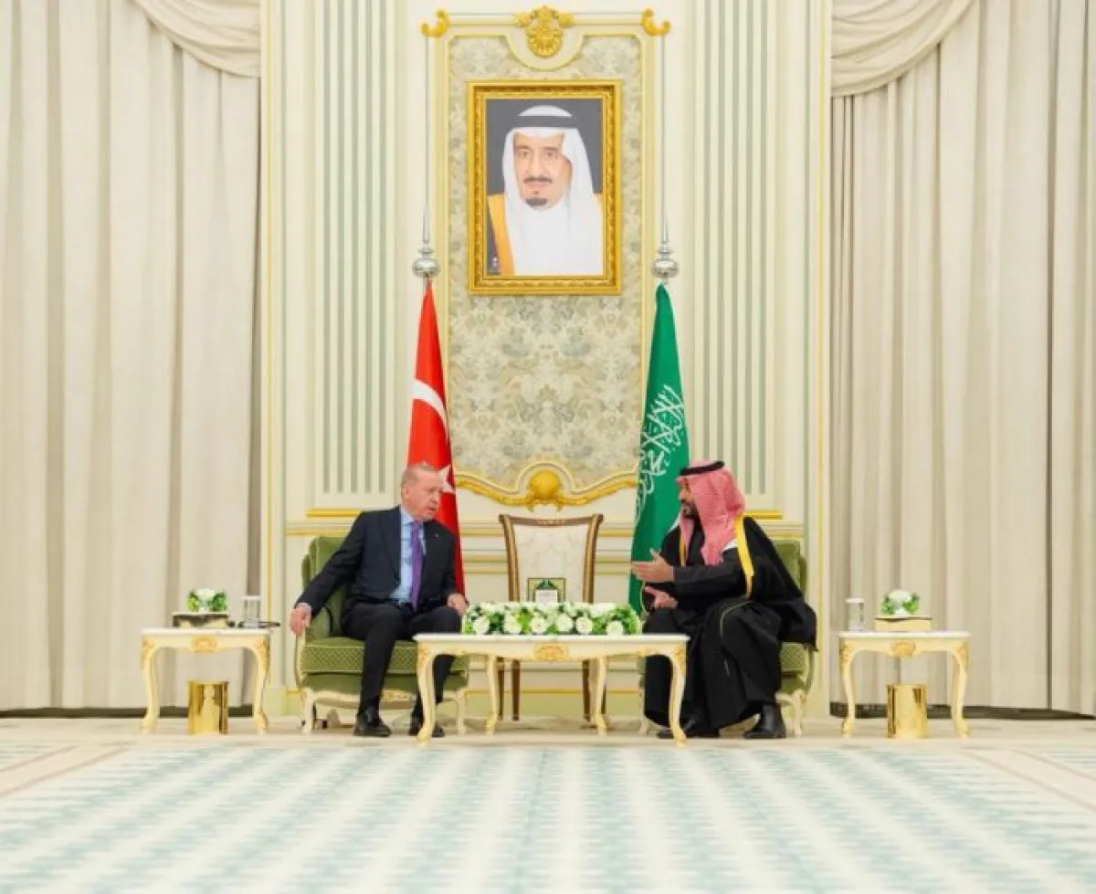 السعودية وتركيا تؤكدان دعمهما لليمن ووحدته وتحذّران من مشاريع التقسيم