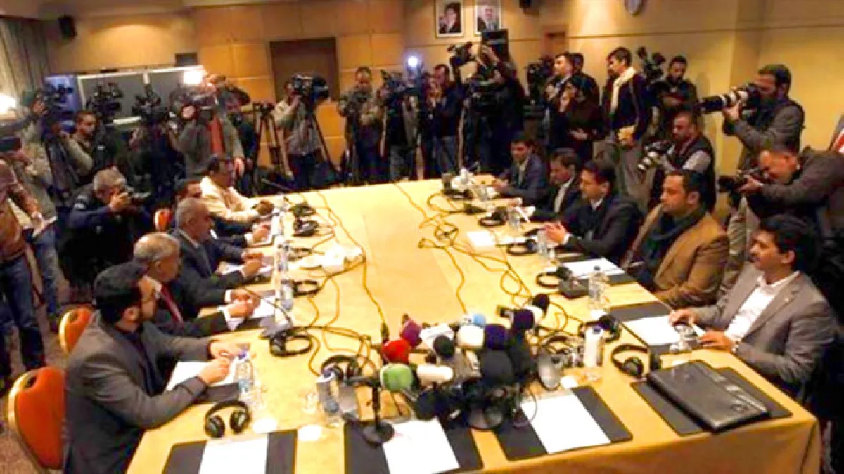 وفد الشرعية اليمنية يغادر إلى الأردن لمواصلة مباحثات ملف الأسرى