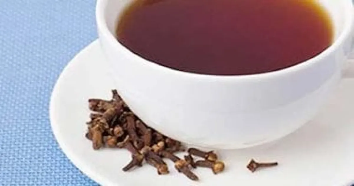 فوائد وأسرار شرب ماء القرنفل ليلاً: دعم الهضم والمناعة