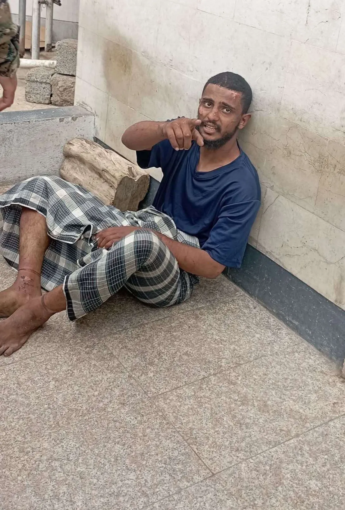 العنوان: حادثة تعذيب غامضة بعدن واقتحام مسلح لقسم شرطة يثير قلقًا حقوقيًا