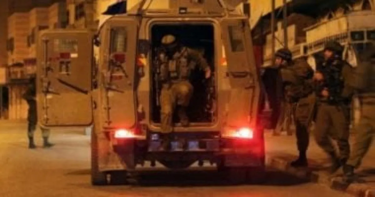 قوات الاحتلال تغلق شارع الشهداء في الخليل القديمة وتصادق على قرارات إدارية جديدة