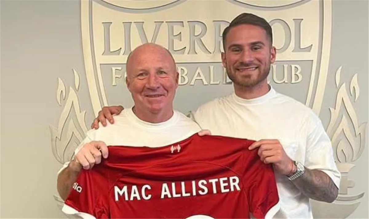 والد ماك أليستر يضع الكرة في ملعب "أليكسيس" بشأن مستقبله وريال مدريد