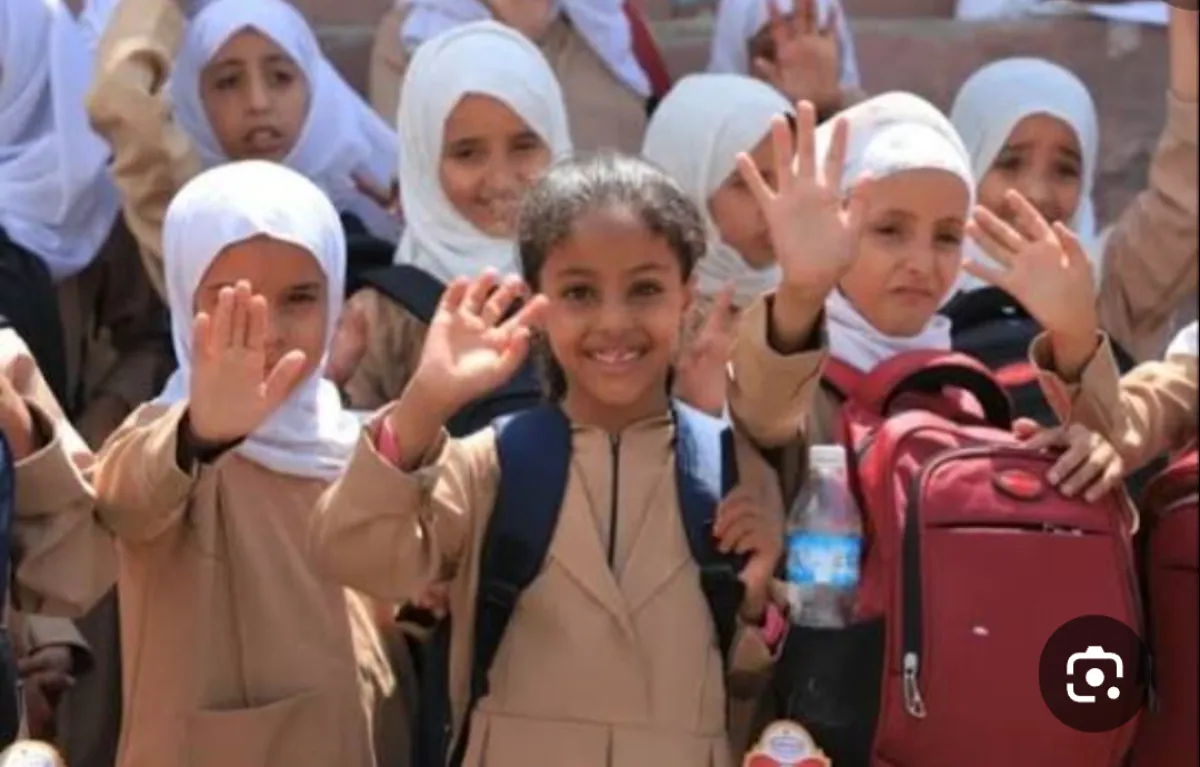 في مخالفة لقانون الخدمة المدنية .. إخوان تعز يمنحون المدارس إجازة احتفاءً بنكبة فبراير المشؤومة