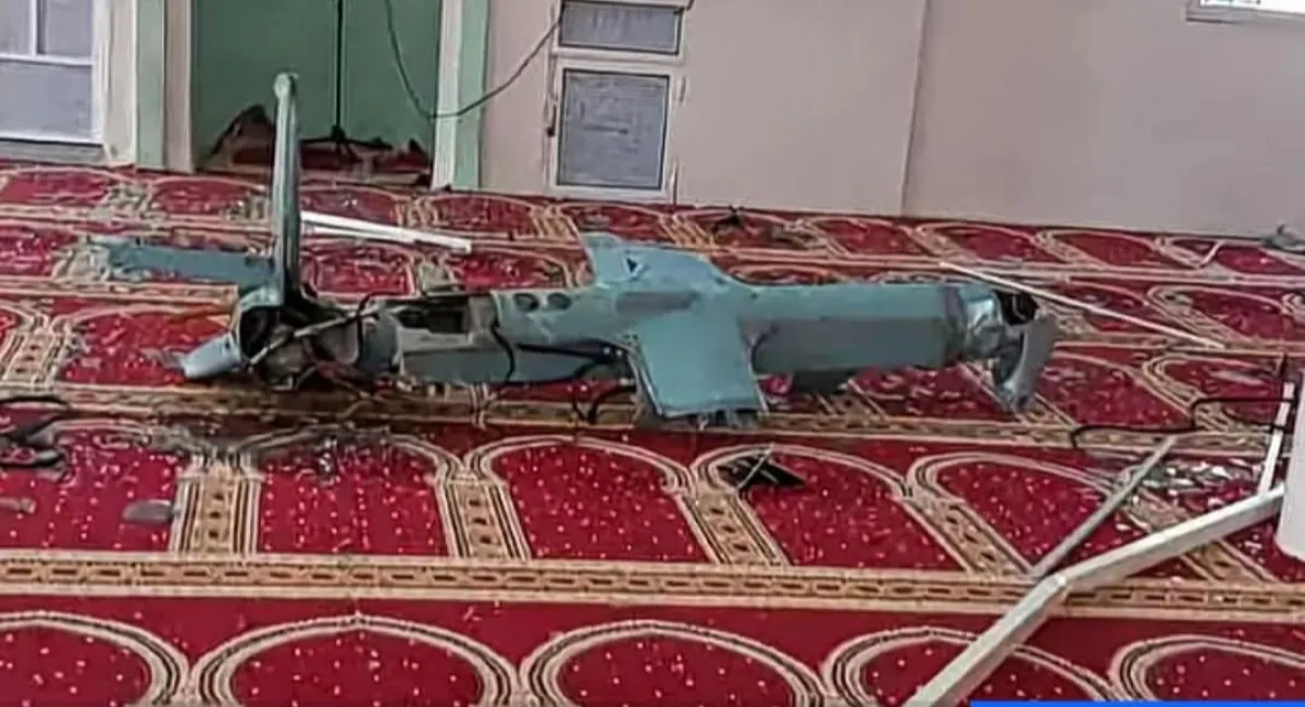 سقوط طائرة مسيّرة حوثية داخل مسجد في تعز