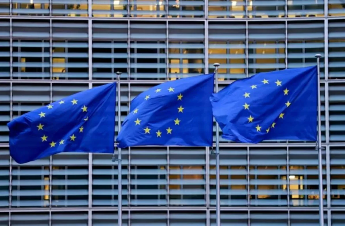 الاتحاد الأوروبي يوسع عقوباته ضد روسيا لتشمل موانئ في دول ثالثة