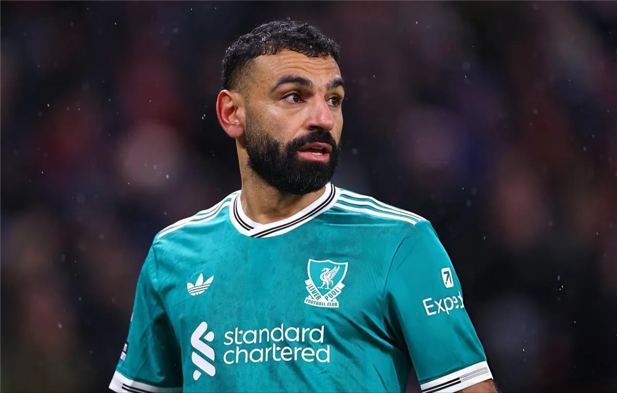 صلاح وليفربول.. هل نهاية العلاقة مع سلوت تعني الرحيل الصيفي؟