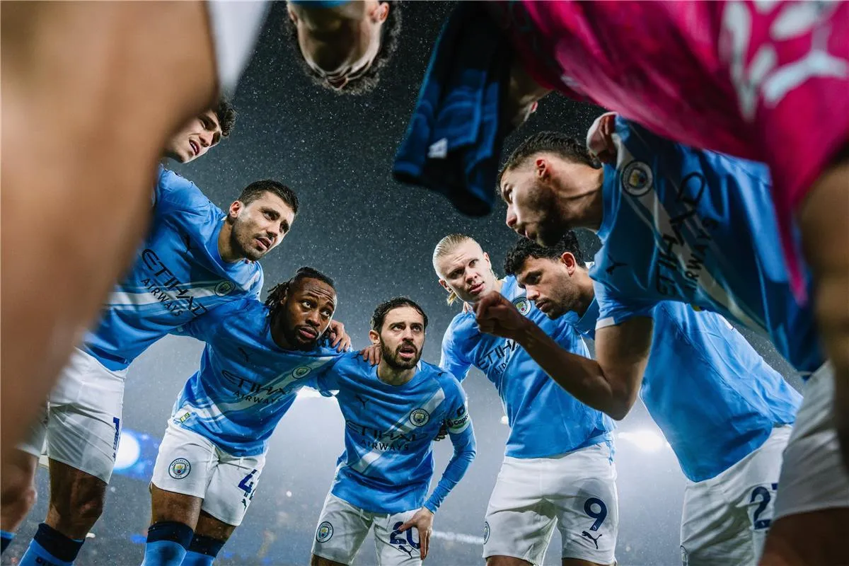 الاتحاد الإنجليزي يتهم نجم مانشستر سيتي رودري بسوء السلوك بعد مباراة توتنهام