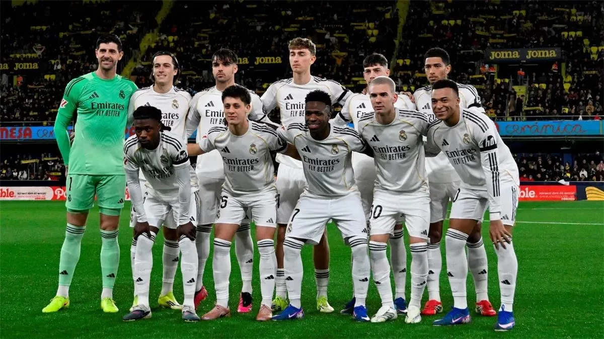 تشكيلة "الملكي" المتوقعة: ريال مدريد يستضيف سوسيداد في صراع النقاط المشتعل