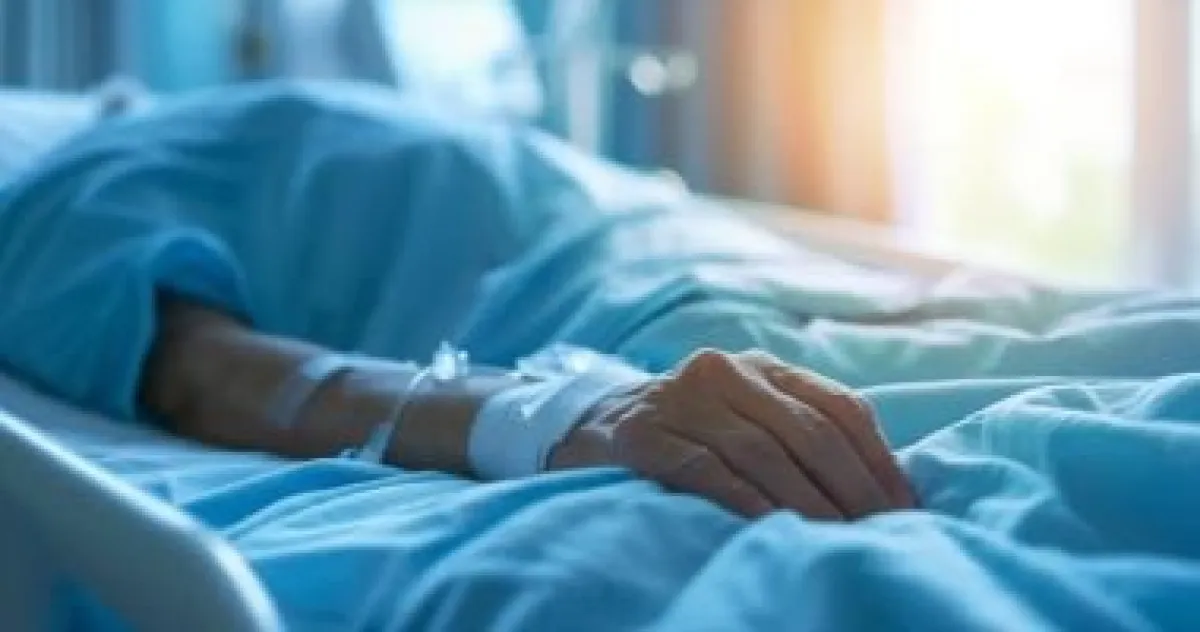 لماذا يسبب العلاج الكيميائي آثاراً جانبية قاسية؟ دليلك للسيطرة عليها