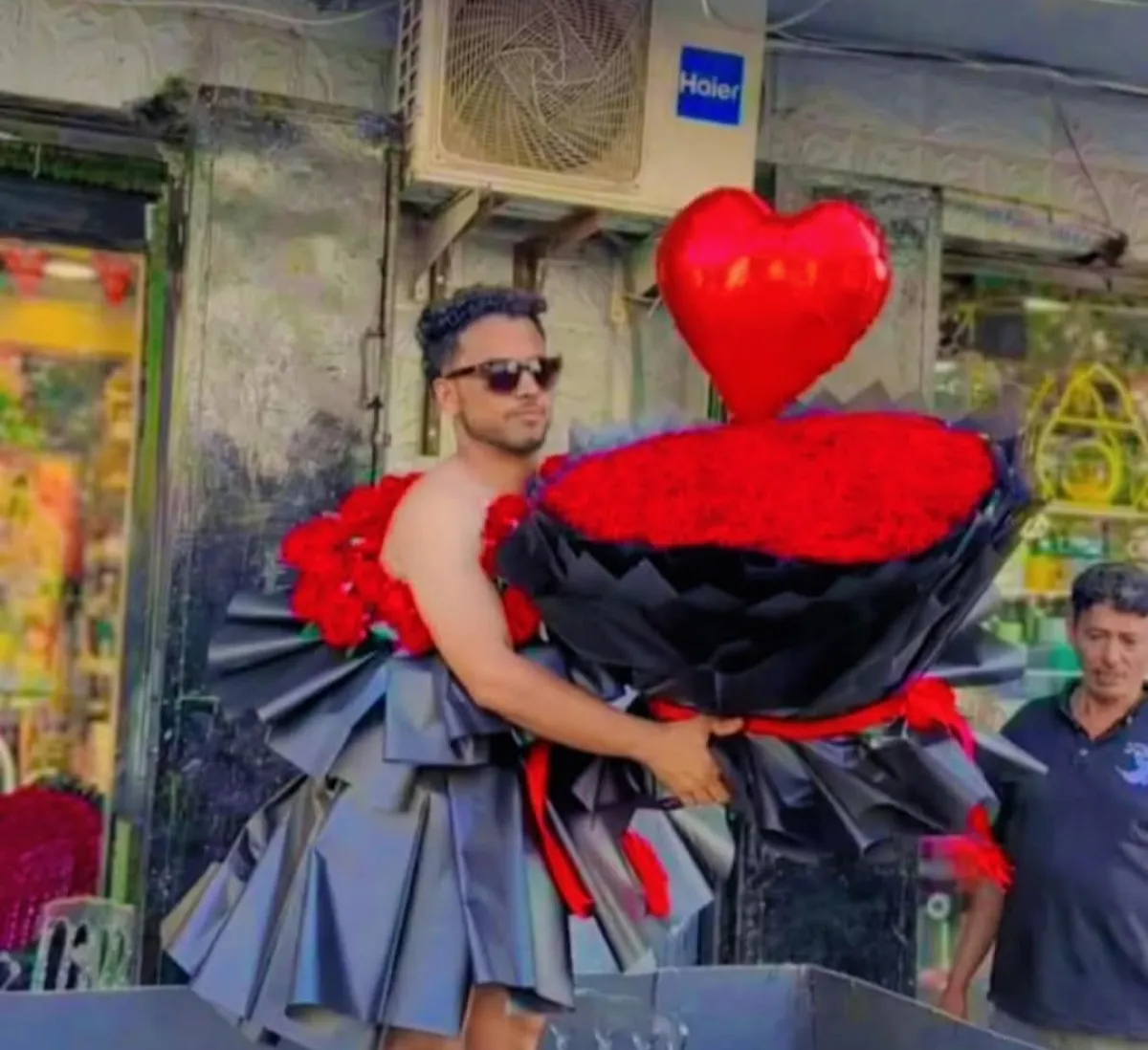 القبض على صاحب محتوى هابط في عيد الحب بعدن