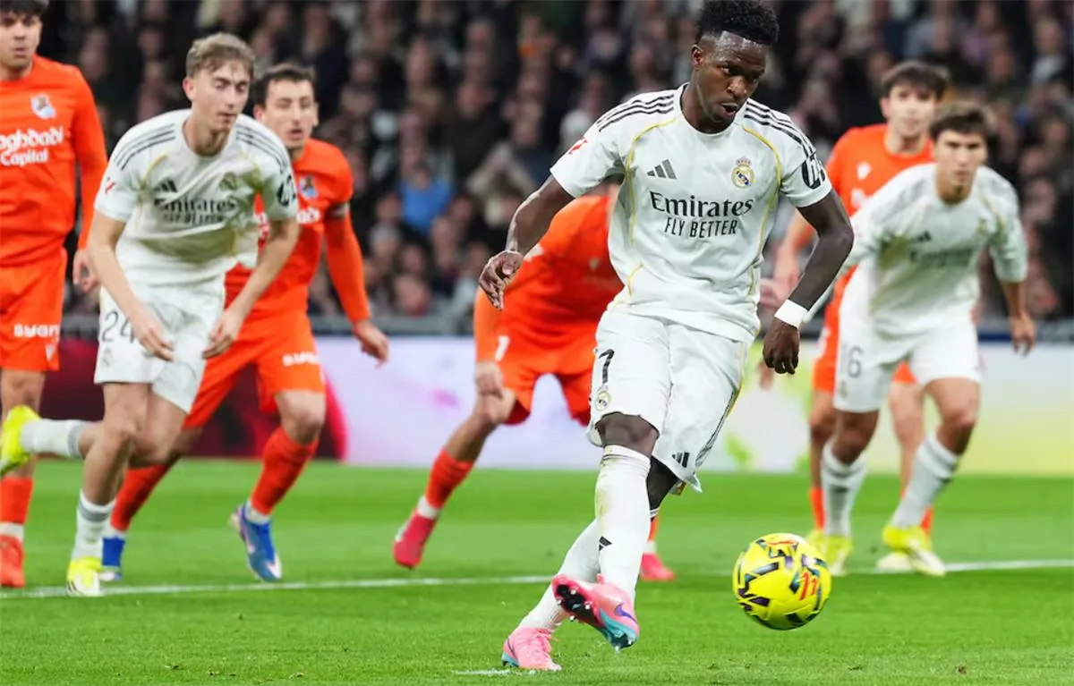 لجنة التحكيم تعترف بخطأ في احتساب إحدى ركلات جزاء ريال مدريد أمام سوسيداد