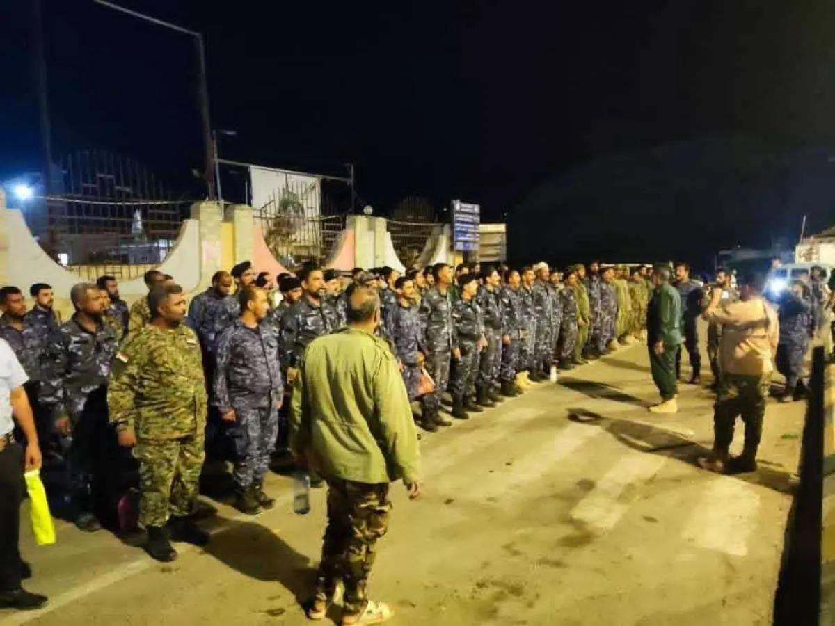 استمرار احتجاجات منتسبي "دورة بلحاف" في عدن للمطالبة بمستحقاتهم المالية