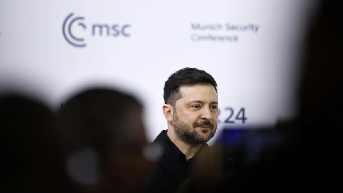 زيلينسكي يرفض مناقشة "القضايا التاريخية" مع بوتين لإنهاء الصراع