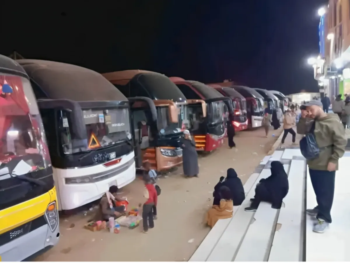 وزير النقل يعلن انفراج أزمة الازدحام في منفذ الوديعة