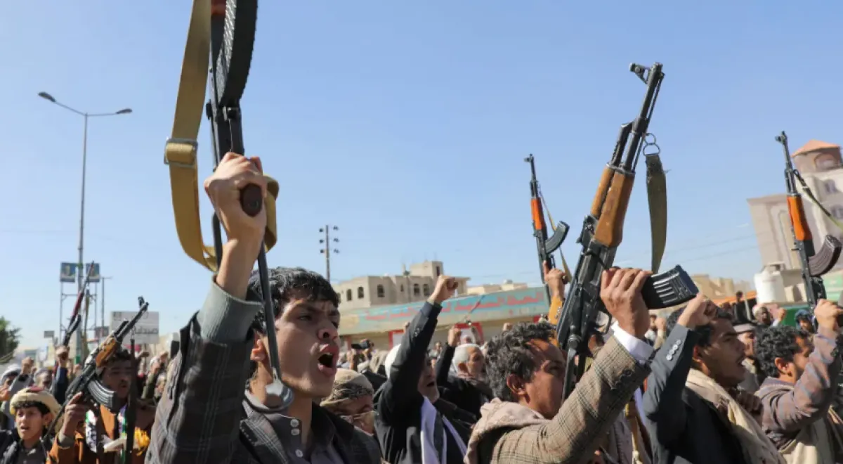 مليشيا الحوثي: ذراع إيران التخريبية وتهديد متصاعد لأمن الملاحة الدولية