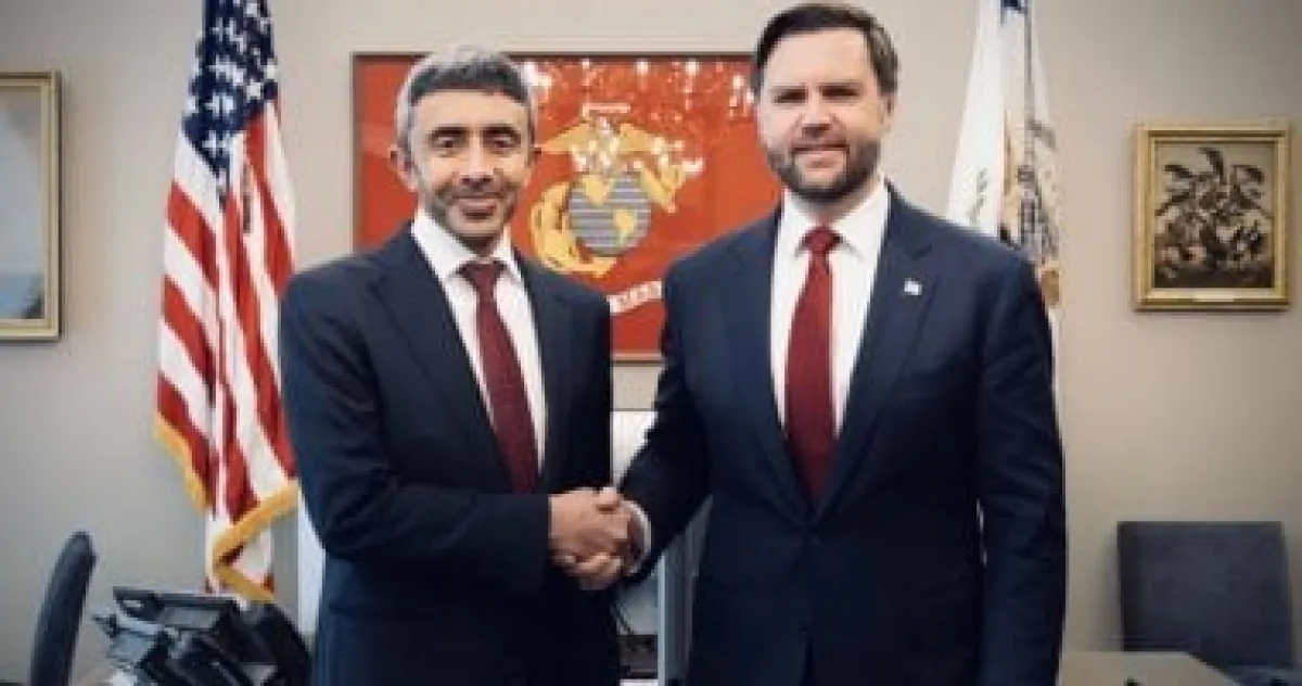 عبد الله بن زايد يبحث مع نائب الرئيس الأمريكي تعميق الشراكة الاستراتيجية