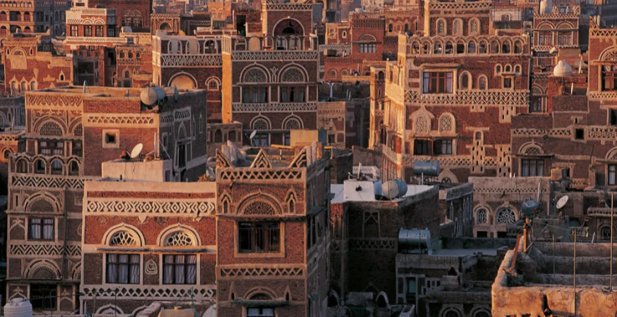 مليشيا الحوثي توجه بمنع الاعتكاف في المساجد