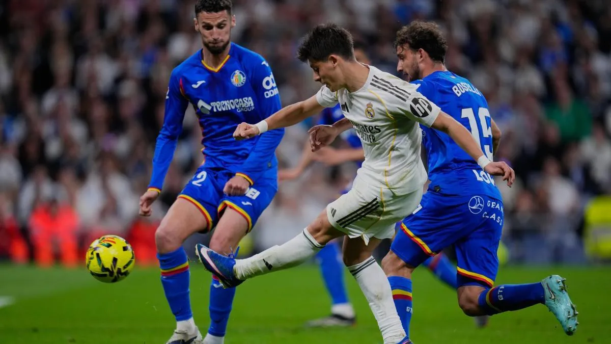 هزيمة ريال مدريد تثير غضب الجماهير.. ومطالبات باستقالة بيريز تتردد في "البرنابيو"