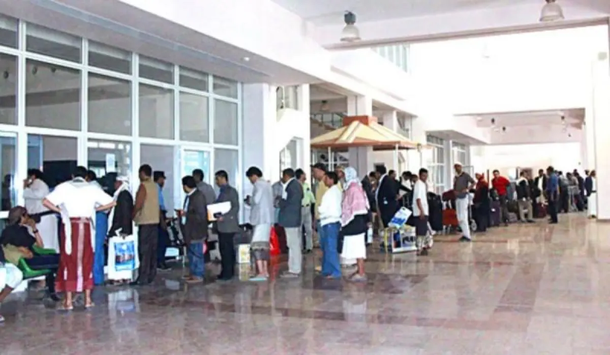 أكثر من 8 آلاف مسافر عبروا المنافذ اليمنية في يوم واحد