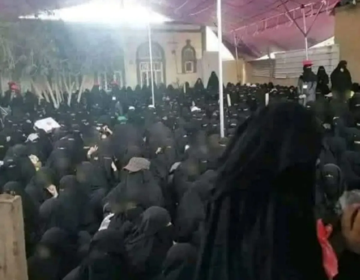 مأساة في ظل سيطرة الحوثيين .. طوابير للجياع في إب