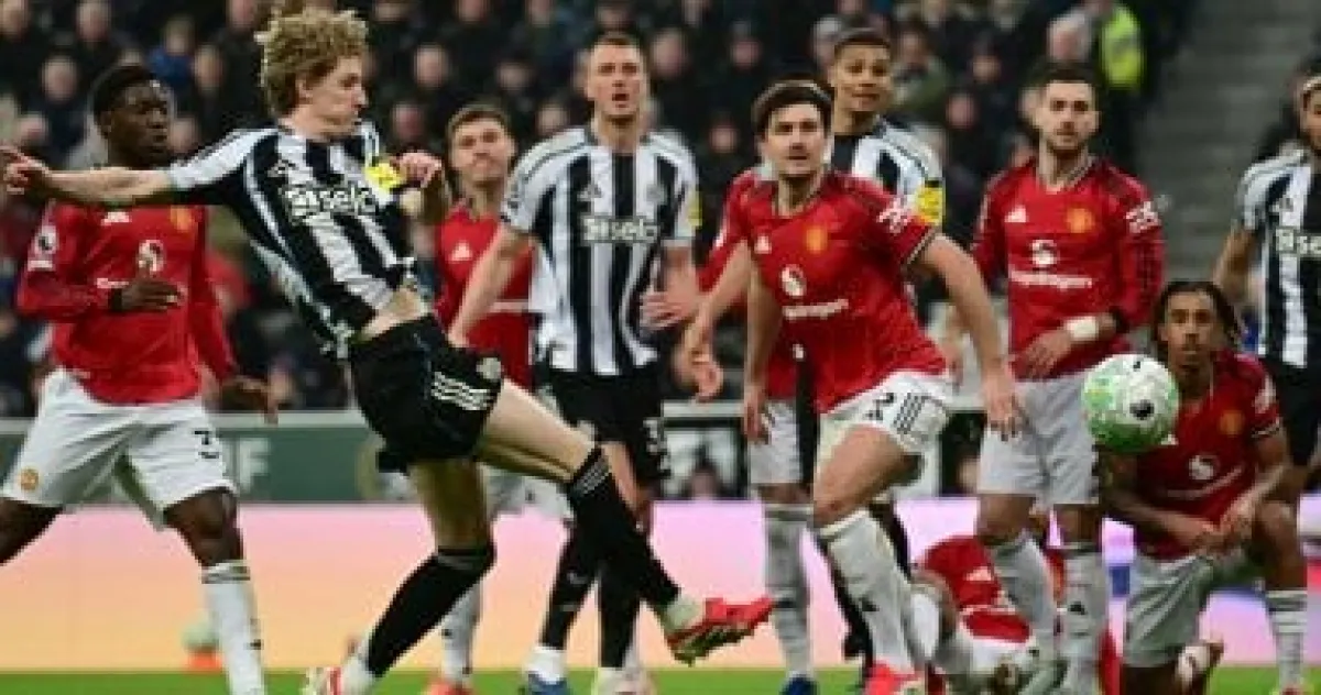 نيوكاسل يهزم مانشستر يونايتد 2-1 ويوقف سلسلة كاريك المميزة