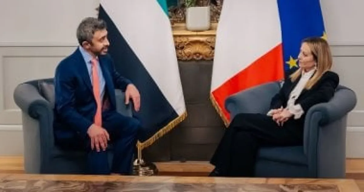 وزير خارجية الإمارات ورئيسة وزراء إيطاليا يبحثان الشراكة الاستراتيجية والتطورات الإقليمية