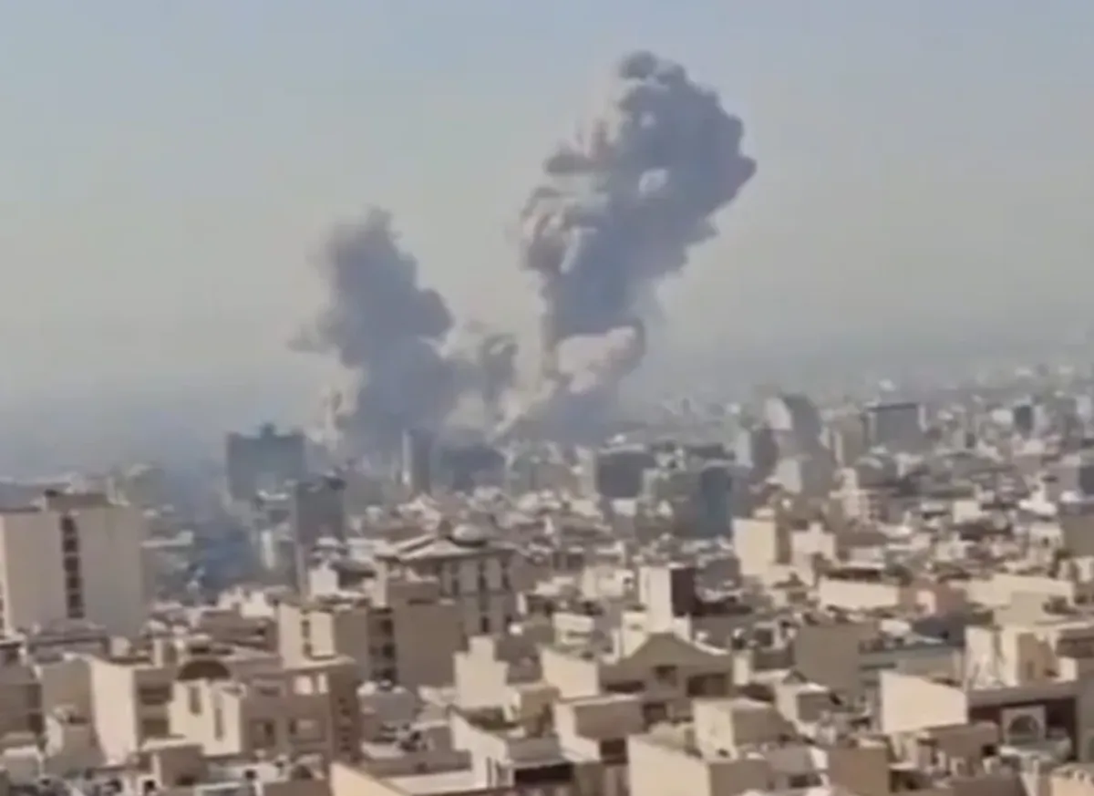 في ضربات واسعة النطاق..   استهداف العصب الاقتصادي للنظام الإيراني