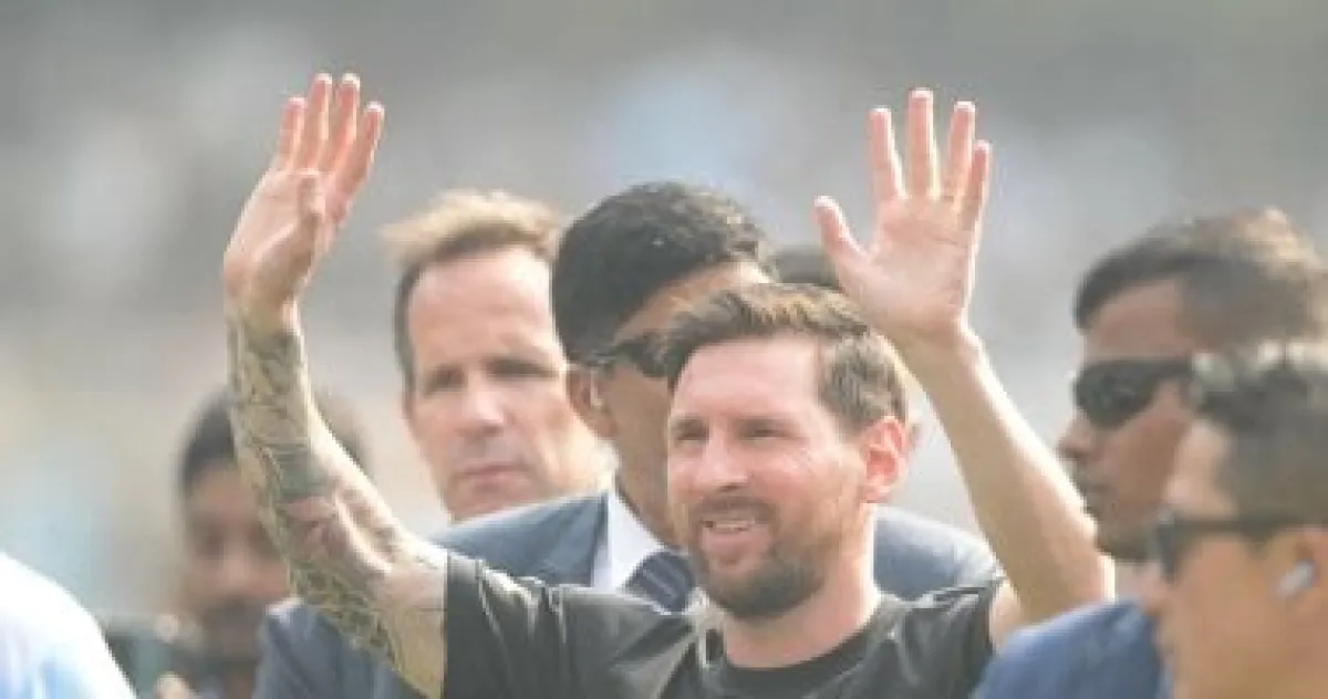 تشافي يفجرها: لابورتا أوقف عودة ميسي خوفاً من "حرب أجور"