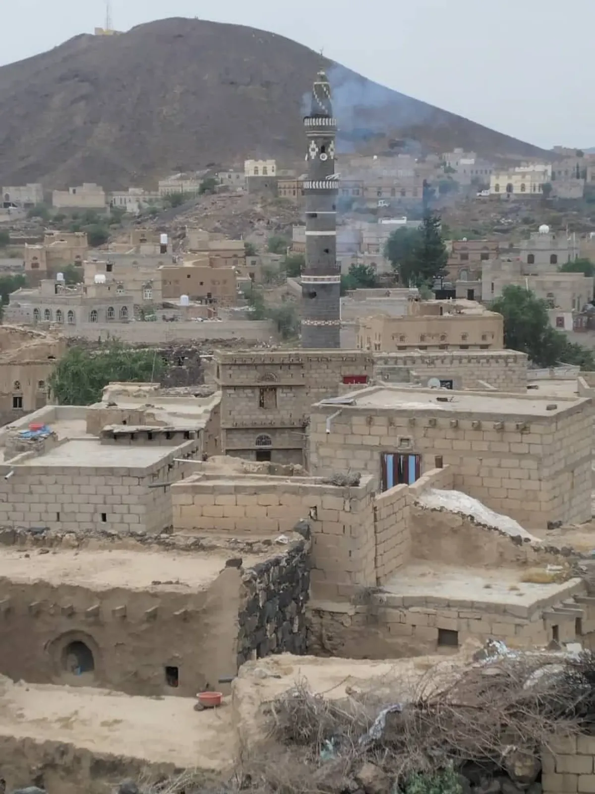 غضب شعبي في رداع… دعوات لتظاهرات ضد بطش الحوثيين وفسادهم