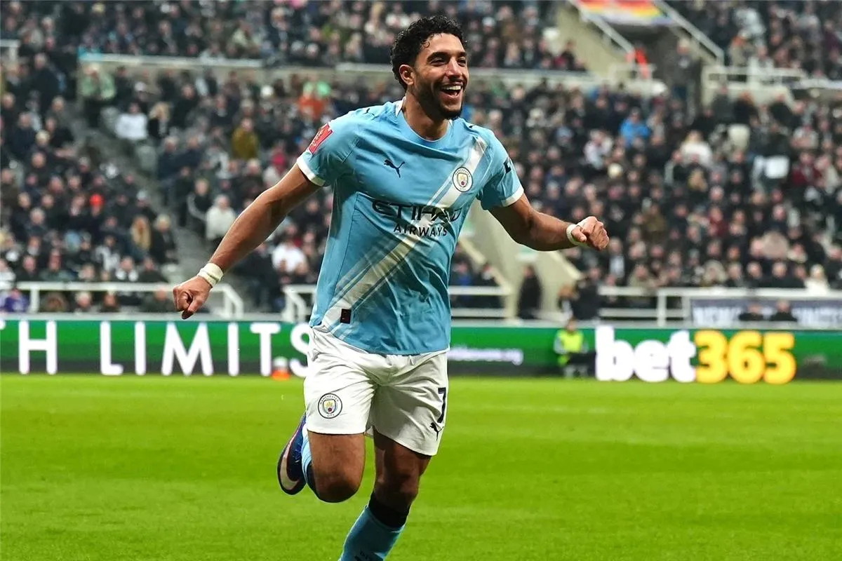 مالك برينتفورد يكشف: كدنا نتعاقد مع مرموش مجاناً وندم كبير على ضياع صفقات