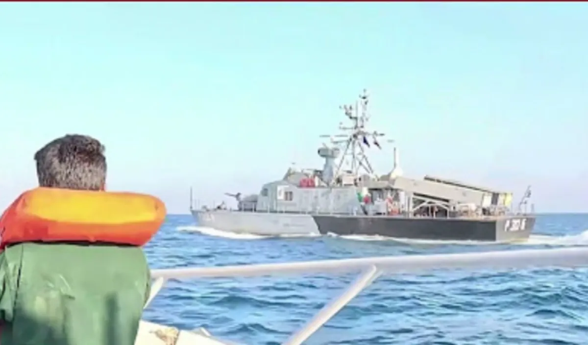 إيران تبدأ نشر ألغام بحرية في مضيق هرمز متحدية المجتمع الدولي