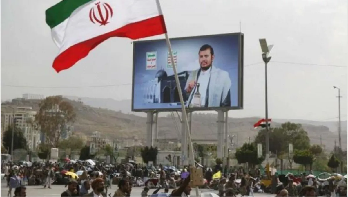 سياسيون وناشطون: مبايعة الحوثيين لمرشد إيران الجديد تأكيد صريح لتبعيتهم لطهران