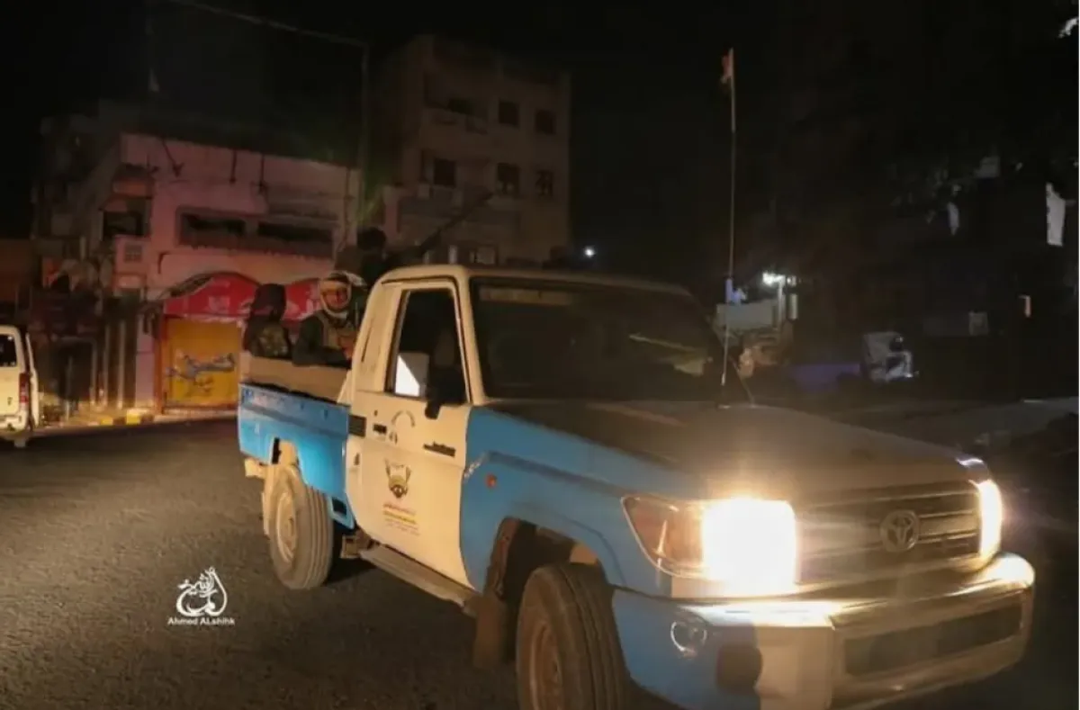 أمن سيئون يضبط شخصين بتهمة تعاطي المخدرات