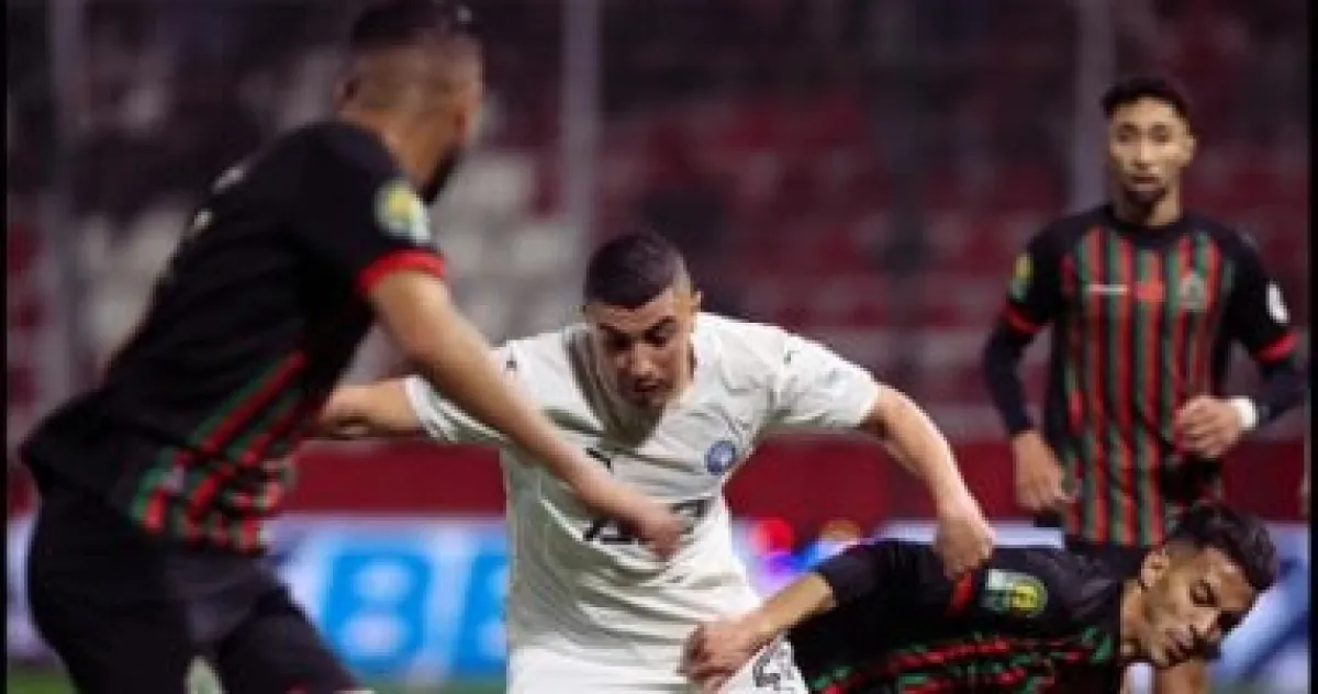 كاف يثير الجدل: تقرير رسمي يشير لحضور جماهيري لمباراة الجيش والبيراميدز رغم الإيقاف