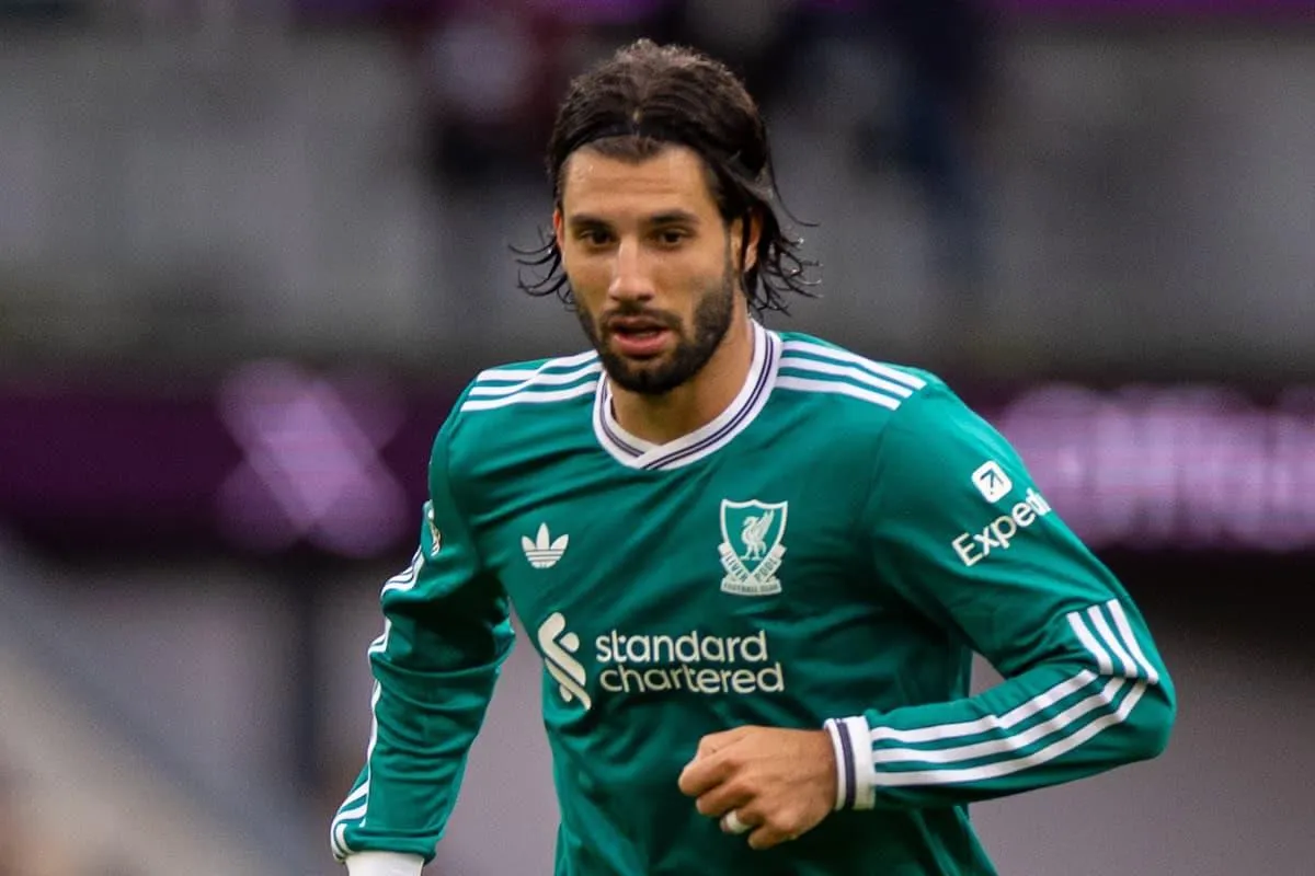 مستقبل سوبوسلاي مع ليفربول: هل ينهي شائعات ريال مدريد بتجديد العقد؟