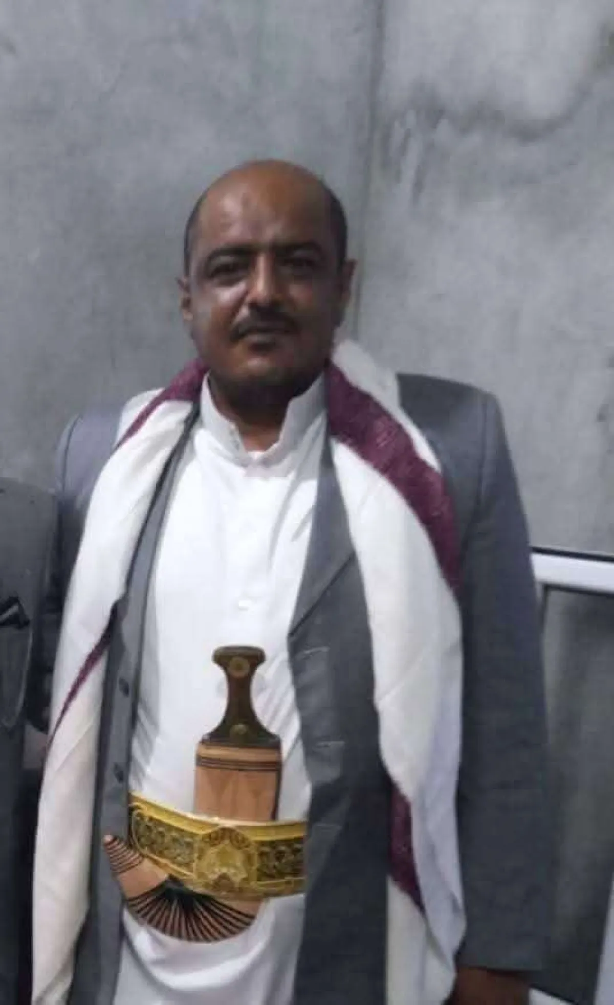 مصرع تاجر بتعز في ظروف غامضة.. والتحقيقات تكشف ملابسات العثور على مادة سامة