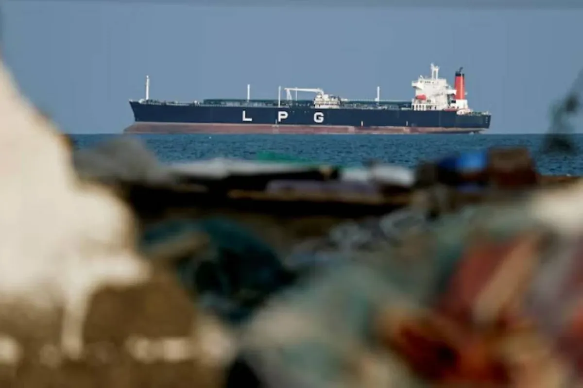 ترامب يهدد بضربات إضافية على جزيرة خرج ويطالب الحلفاء بتأمين مضيق هرمز