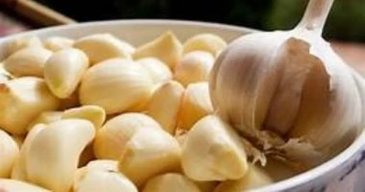 4 علامات تكشف حساسيتك تجاه الثوم.. تعرف عليها لتجنب المشاكل الصحية